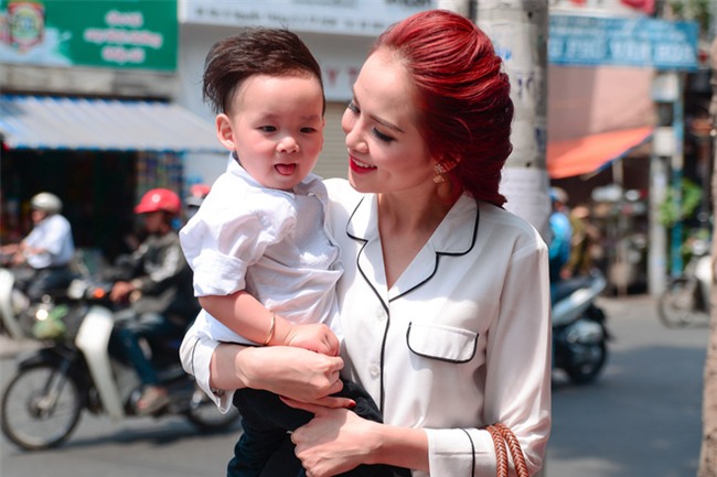 Hoa hậu Diễm Hương: Tôi phải đối mặt với căn bệnh 10 ngàn người chỉ một - Ảnh 2.