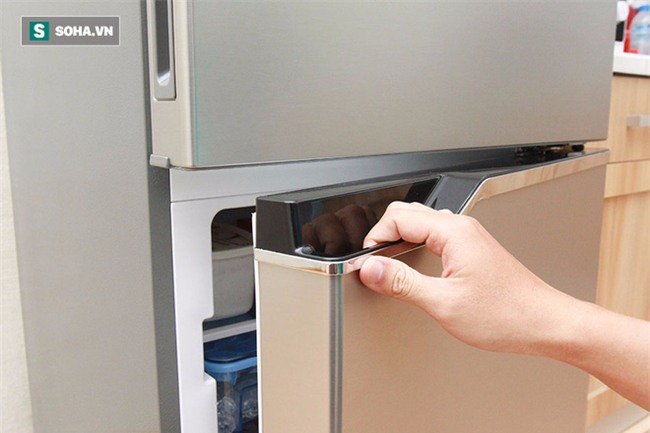 Để 1 bát nước trong tủ lạnh, không chỉ tiết kiệm điện, mà còn có những tác dụng bất ngờ - Ảnh 3.