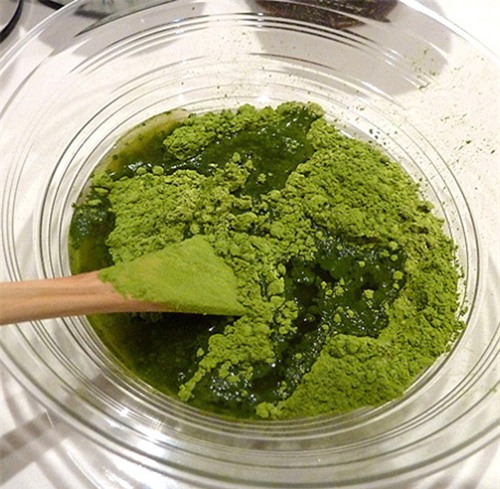 dap mat na tra xanh cho moi loai da lam trang va tri nam cuc hieu qua - 1