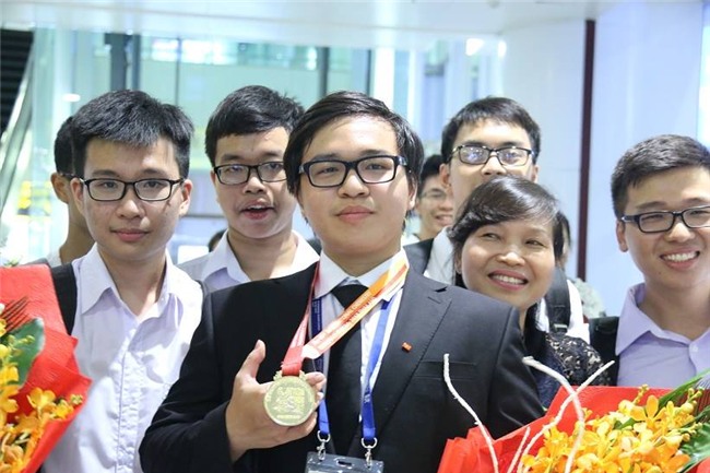 Olympic Hoá học quốc tế, Trường Chuyên Khoa học Tự nhiên, học sinh giỏi