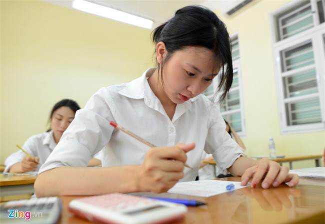 Cong bo nhung thi sinh dau tien trung tuyen dai hoc hinh anh 1