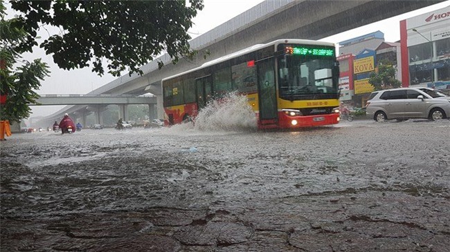 Áp thấp nhiệt đới, Tin bão mới nhất, Cơn bão số 2, mưa lớn, ngập Hà Nội