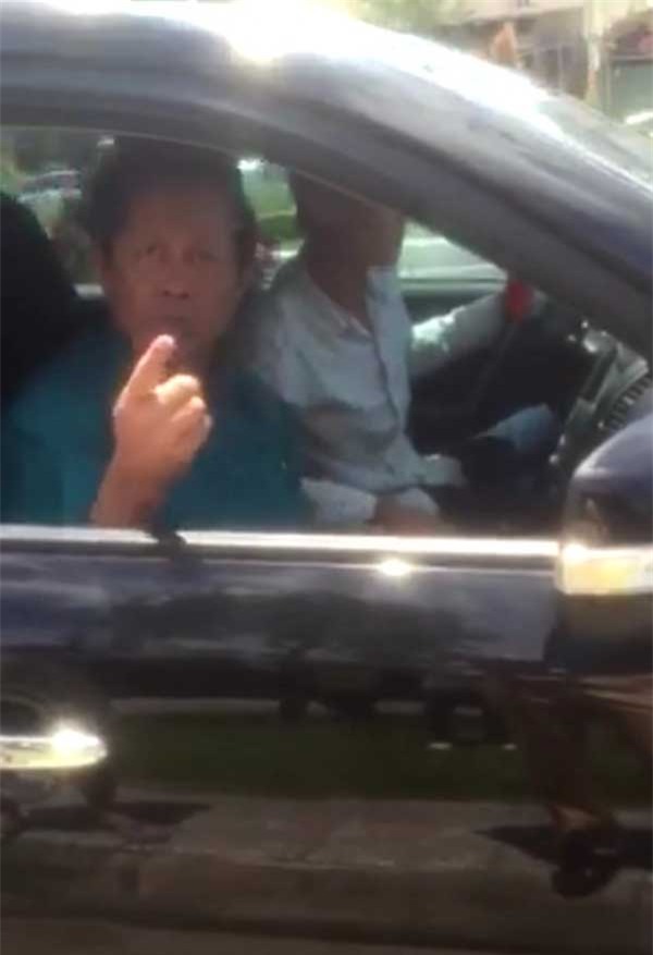 Võ Văn Liêm, lăng mạ CSGT, Cần thơ, CSGT