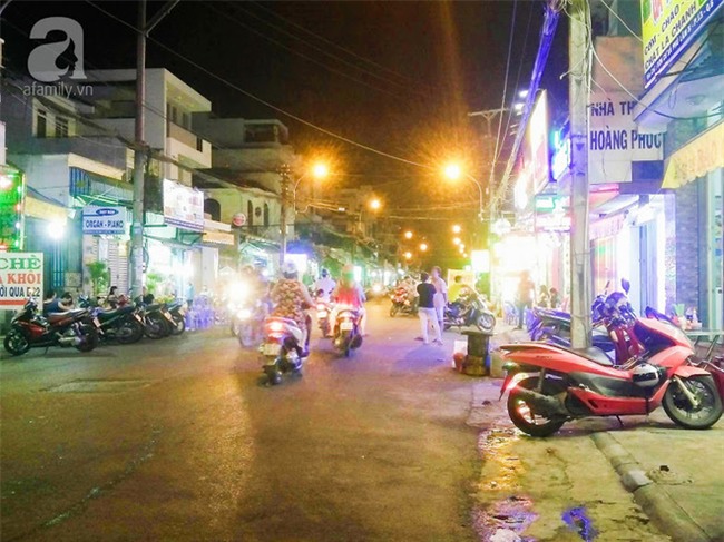 Cận cảnh phố ẩm thực đầu tiên ở Sài Gòn khiến giới trẻ phát cuồng - Ảnh 11.