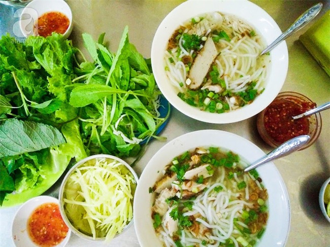 Cận cảnh phố ẩm thực đầu tiên ở Sài Gòn khiến giới trẻ phát cuồng - Ảnh 5.