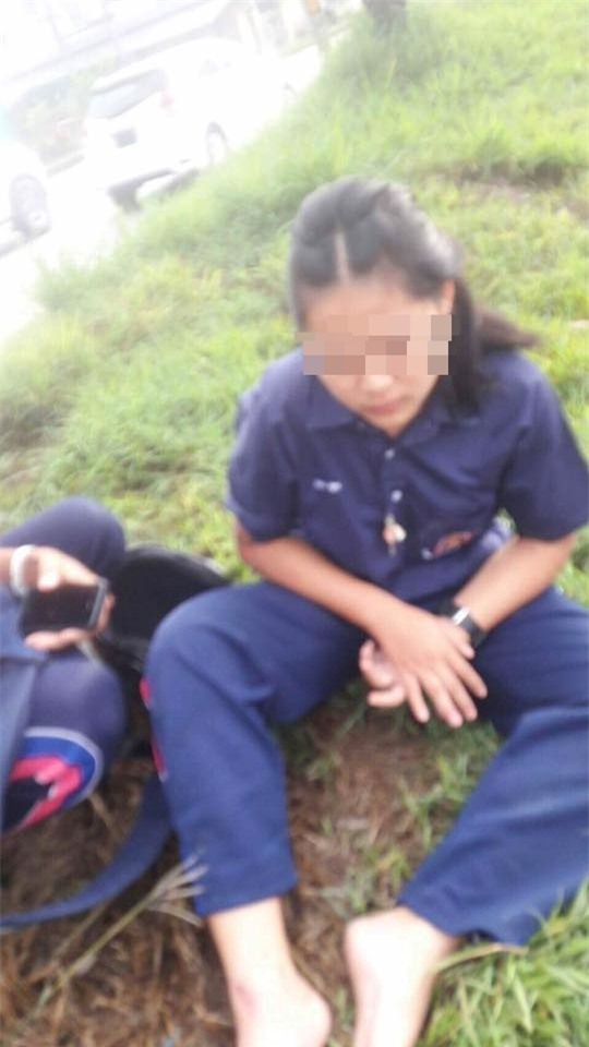 Tưởng chừng đã bỏ mạng, cô gái trẻ vẫn sống sót kỳ diệu sau cú va chạm ô tô kinh hoàng - Ảnh 3.