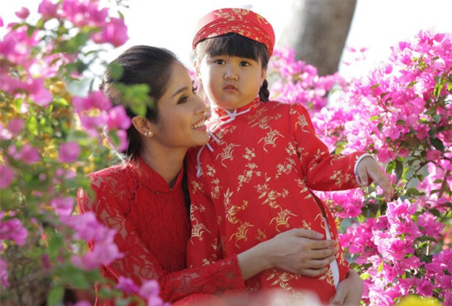 sau ly hon, thao trang dan chong cu dung yeu con gai trong showbiz hinh anh 1