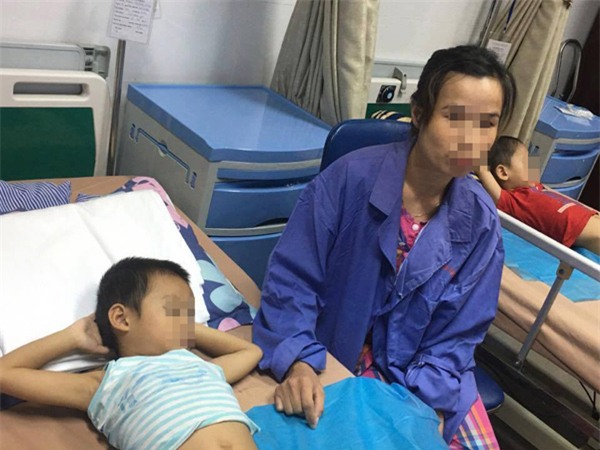 thong tin moi nhat vu hang loat be trai bi sui mao ga sau khi cat bao quy dau o hung yen - 1