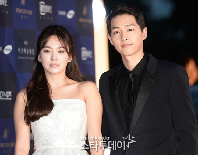 bat mi ve dam cuoi the ky cua song hye kyo - song joong ki hinh anh 3