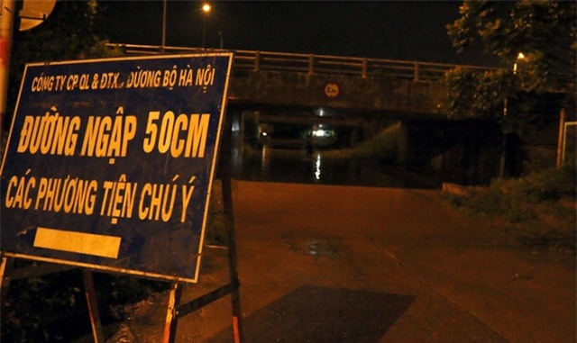 Từ ngập 50 cm...