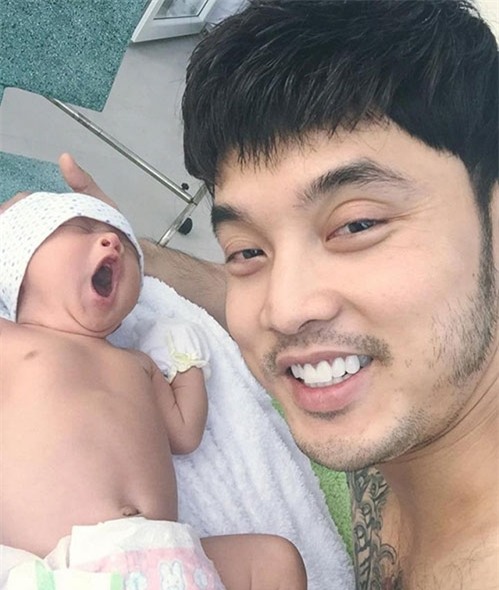 Ưng Hoàng Phúc: Vợ có 1 đời chồng và con riêng, tôi cũng không coi thường quá khứ của vợ - Ảnh 2.