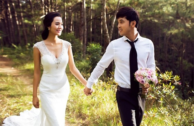 Ưng Hoàng Phúc: Vợ có 1 đời chồng và con riêng, tôi cũng không coi thường quá khứ của vợ - Ảnh 3.