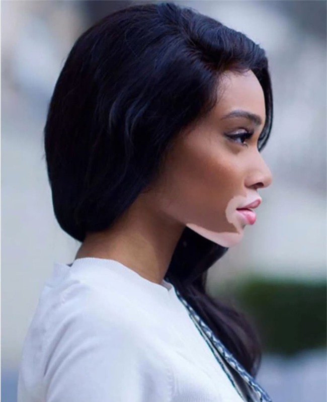 Sau gần 1 thập kỷ giấu mặt sau lớp trang điểm, cô gái lau mặt đi trong sự ngỡ ngàng của mọi người - Ảnh 6.