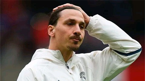 Ibra sẽ tiếp tục ở lại M.U cùng 2 con trai?