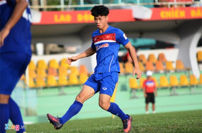 HLV Huu Thang: ‘Toi se chi cho Cong Phuong phai da nhu the nao’ hinh anh 1