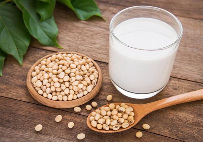 Những lưu ý khi uống sữa đậu nành: Không biết trước có thể gây hại cho sức khoẻ - Ảnh 1.