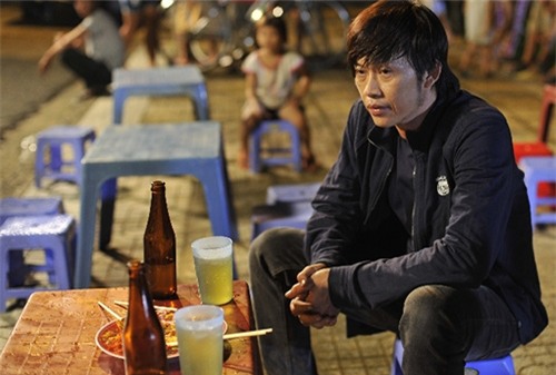 kiem tien ty, hoai linh va sao viet van nghien tra da via he hinh anh 1