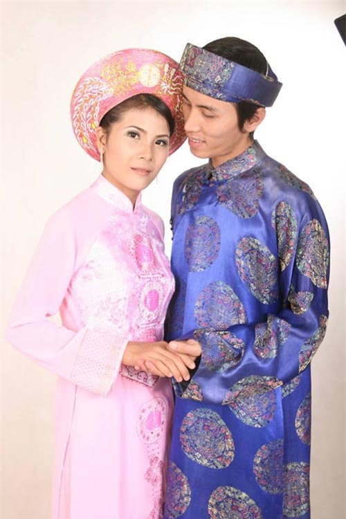 hanh phuc cua cap vo chong 'pha hong' 4 chiec xe may trong suot 10 nam de chua vo sinh - 1