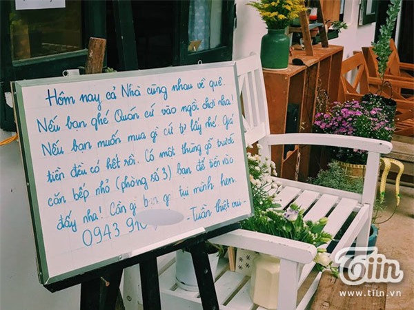 Cửa hàng tiện lợi, cửa hàng tự chọn, khách hàng, khách tự trả tiền