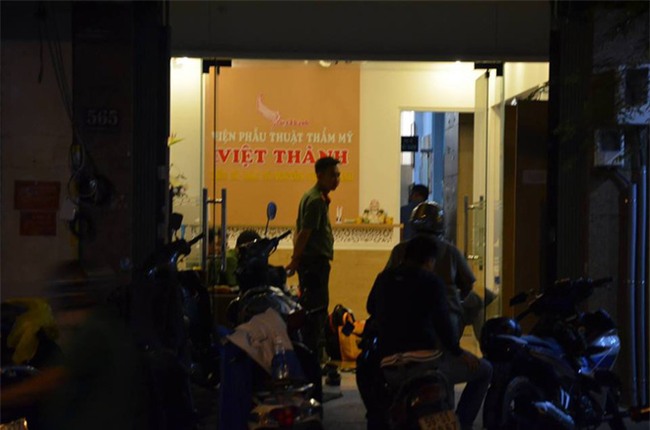 Vụ người đàn ông tử vong khi đến cơ sở thẩm mỹ TP.HCM hút mỡ: Thẩm mỹ viện không được cấp phép cắt da thừa - Ảnh 1.