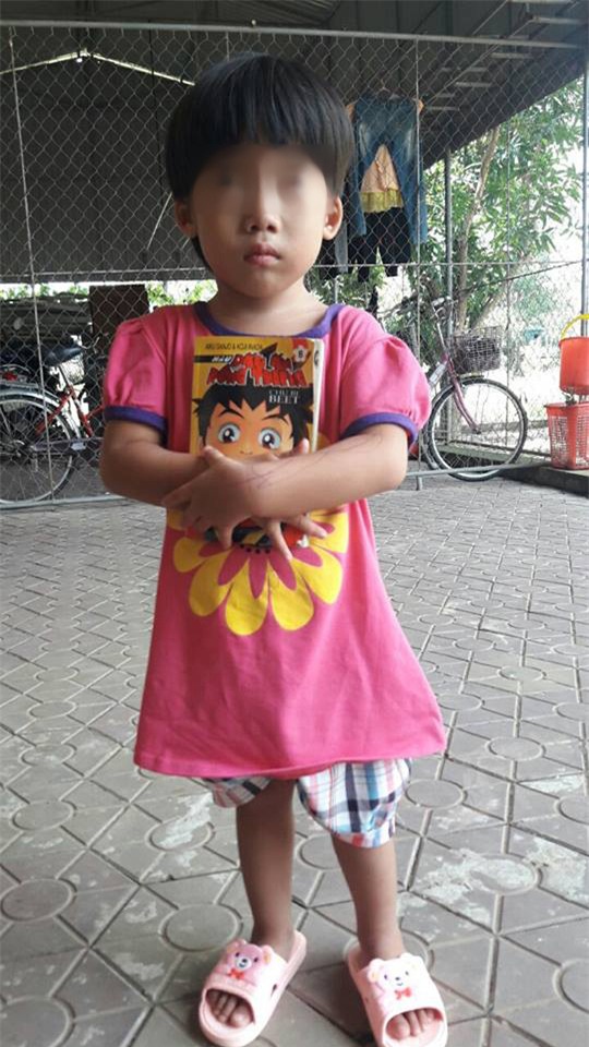 nguoi dan ong khac kho biet tich sau khi de be gai lai benh vien - 1