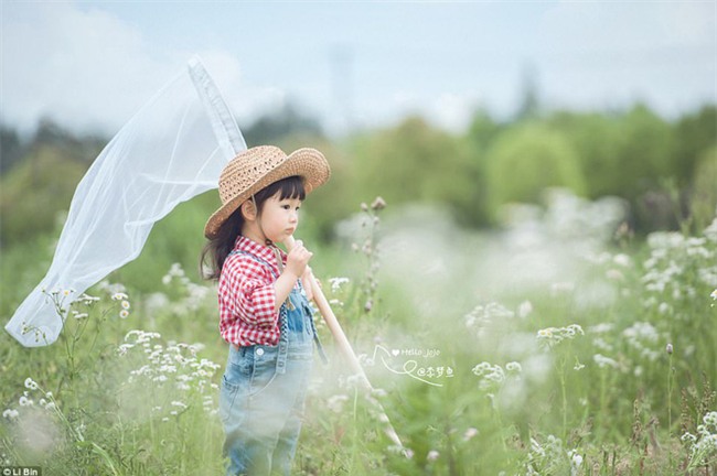 Bé gái 3 tuổi vụt sáng thành ngôi sao mạng xã hội sau khi bố khoe hàng trăm bức ảnh chụp con gái - Ảnh 12.