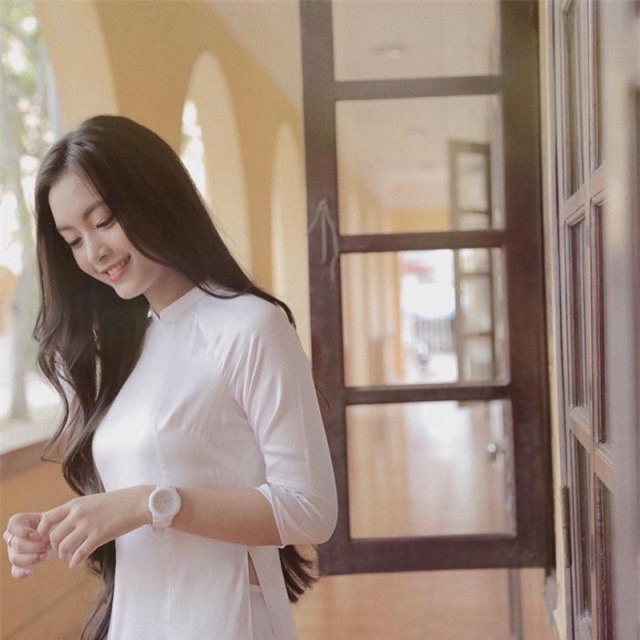 5 hot girl xinh đẹp, học giỏi thế hệ “chuyển giao thiên niên kỷ“ - ảnh 1