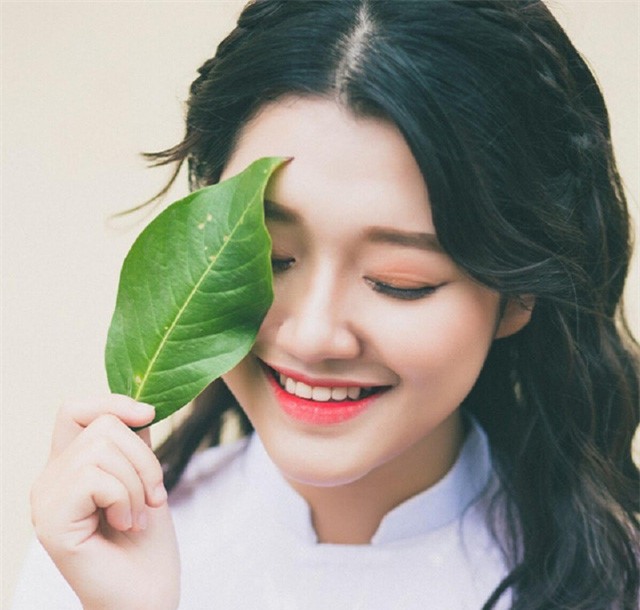 5 hot girl xinh đẹp, học giỏi thế hệ “chuyển giao thiên niên kỷ“ - ảnh 4