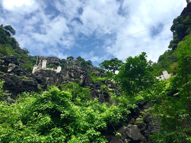 check-in "van ly truong thanh" dep nhu mo o ninh binh hinh anh 2