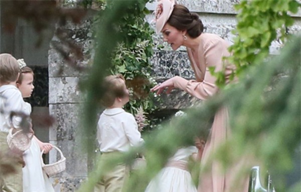 Cách dạy con vô cùng nghiêm khắc của cặp vợ chồng Kate Middleton khiến cả thế giới phải chú ý - Ảnh 3.