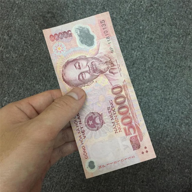 Tâm sự của anh chồng lấy nhầm khủng long bạo chúa, vợ lột hết lương, mỗi ngày phát cho 50k tiêu vặt gây tranh cãi - Ảnh 2.