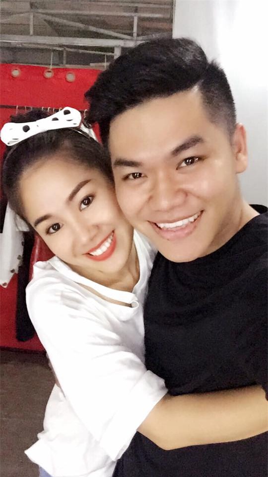 le phuong tinh tu ben 