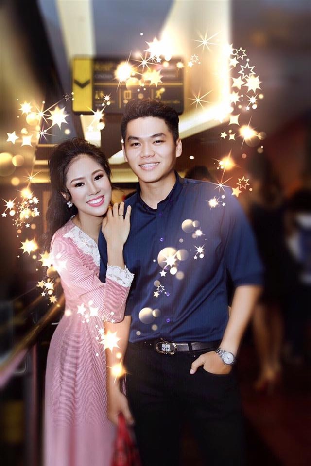 le phuong tinh tu ben 