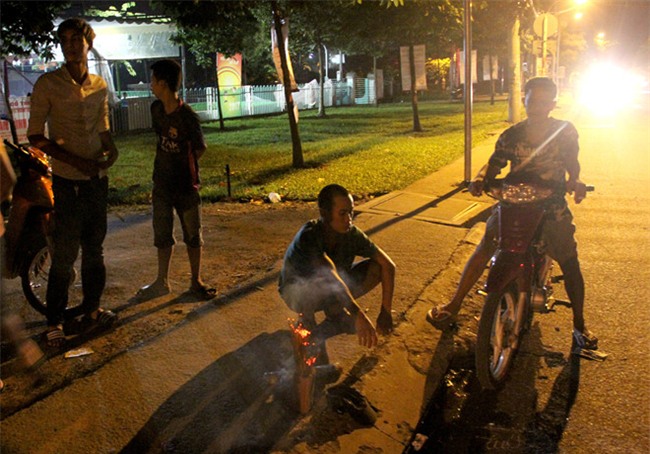 dien bien kinh hoang vu xe dien dam lien hoan qua loi ke nhan chung hinh anh 2