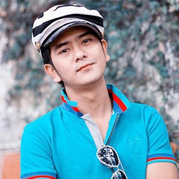 Hở bạo là cách "lột xác" để trưởng thành của Angela Phương Trinh, Tóc Tiên? - 4