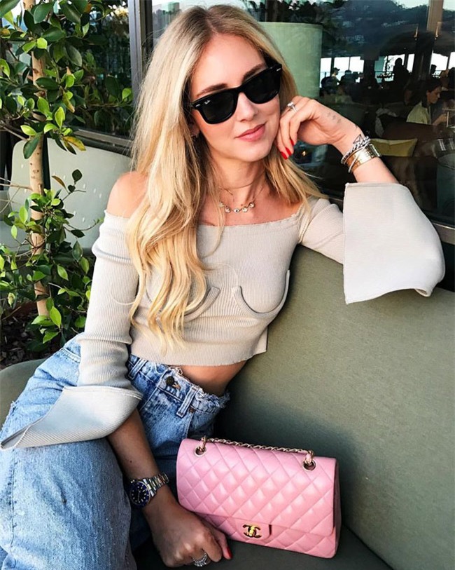 khong can ho lo, cac co gai mac the nay cung du de vong 1 gay chu y - 3