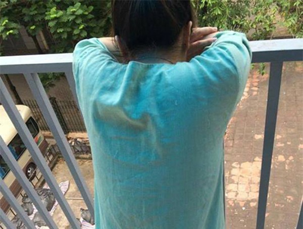 vo dau de, chong hon ho chup anh de "cho em thay hom nay em kinh nhu the nao" - 3
