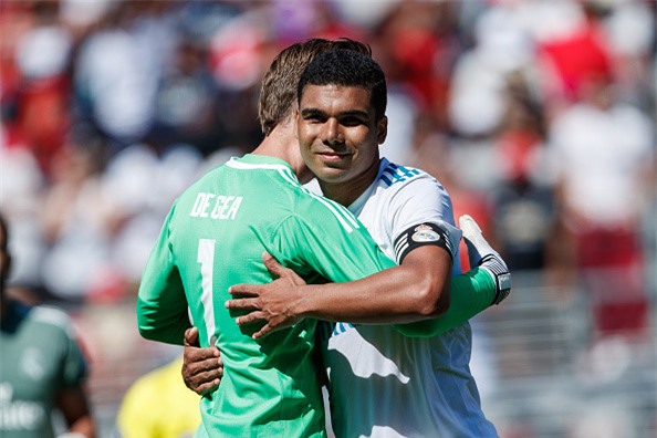 Gareth Bale cung dan sao Real gay that vong khi doi dau MU hinh anh 9