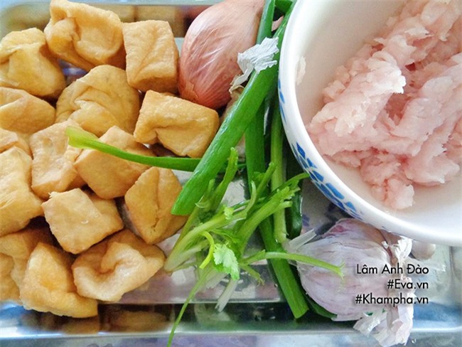 me lam dau hu nhoi thit chien gion, nhin thoi da 'chay nuoc mieng' - 1