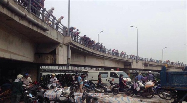 Phát hiện thi thể cô gái trẻ dưới chân cầu sau 1 tuần mất tích - Ảnh 1.