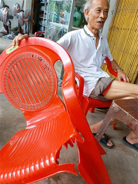 2 nguoi phu nu bi danh vi nghi bat coc tre con: loi ke hai hung cua nhung nguoi chung kien - 3