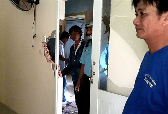 Nhieu nha dan bi hu hong nang sau tieng no vang troi hinh anh 3