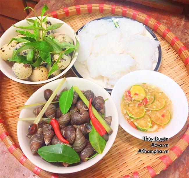 mat troi ca nha si sup dia oc luoc an kem bun cham dam da, dan da - 13