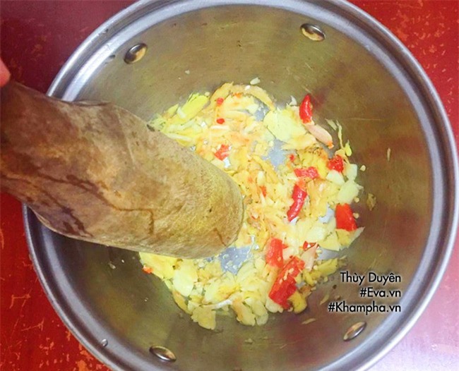 mat troi ca nha si sup dia oc luoc an kem bun cham dam da, dan da - 5