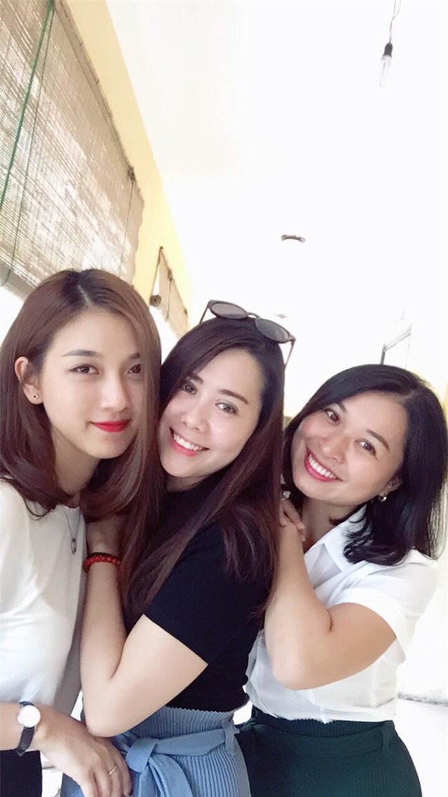 Cận cảnh nhan sắc cô gáo 9x “hot” nhất mạng xã hội này hôm qua - Ảnh 6.