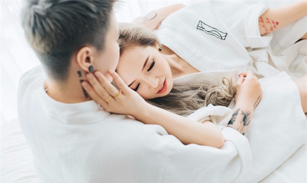 Chuyện tình đồng giới gây bão mà ngọt như mật của nàng MC từng đi qua đổ vỡ và chàng trai DJ kém 8 tuổi - Ảnh 6.