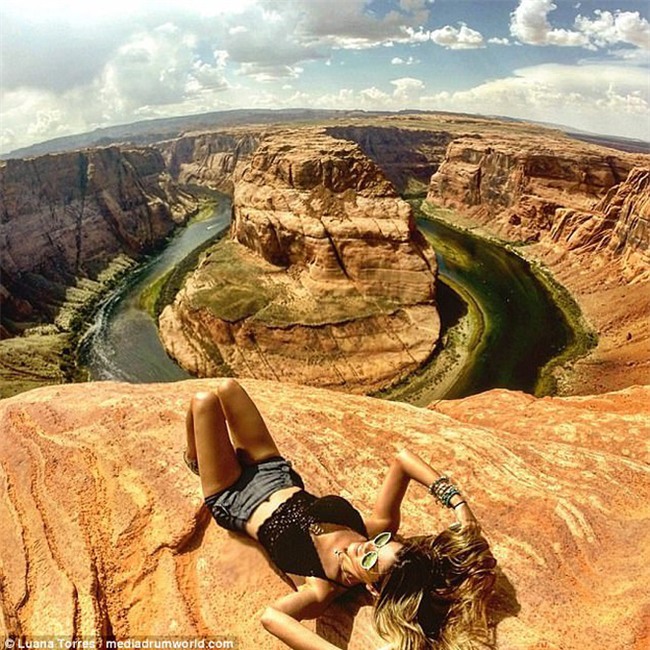 Nữ phi công nóng bỏng nhất thế giới, từ bỏ tấm bằng đại học kinh tế để chu du khắp thế giới - Ảnh 4.