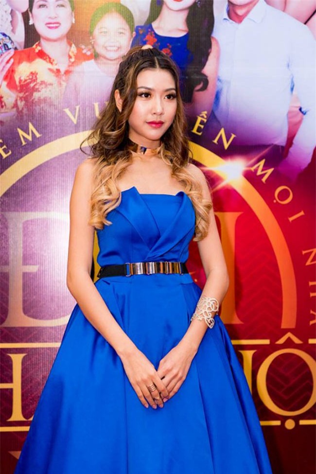 thoi trang sao viet xau tuan qua: truong ngoc anh bi che vi choi chang qua muc - 5