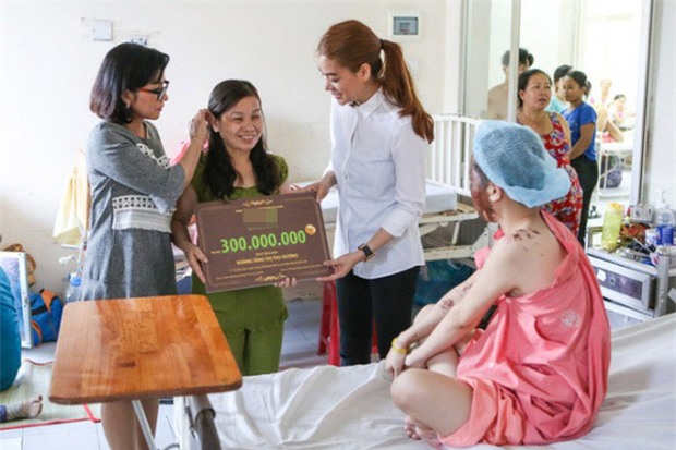 Bị tố quỵt 300 triệu từ thiện của nữ sinh bị tạt axit, Trương Ngọc Ánh chính thức lên tiếng! - Ảnh 1.