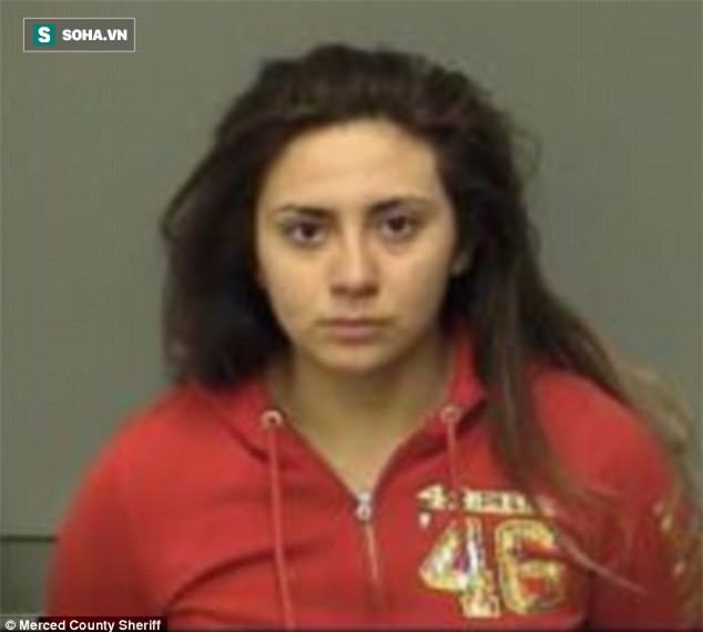 
Obdulia Sanchez đã gây ra cái chết cho em gái vì vừa livestream vừa lái xe.
